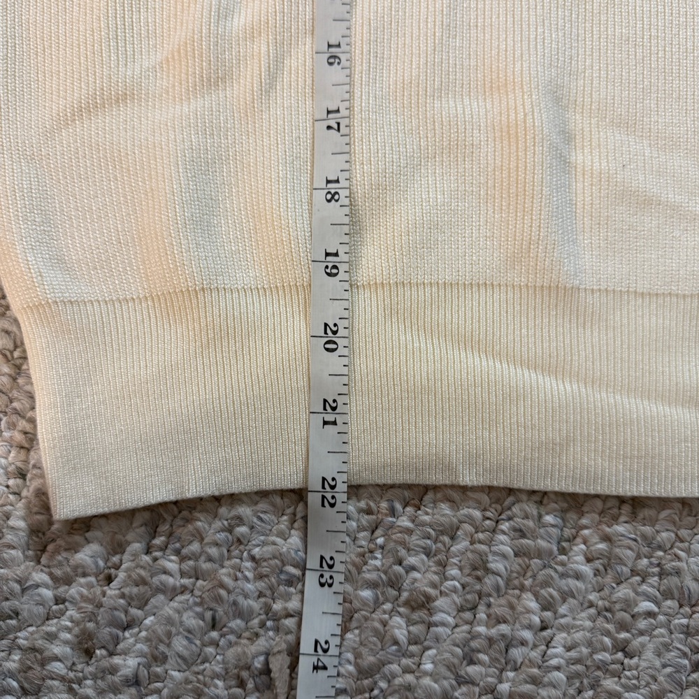 Brunette The Label Ribbed Knit Crew Sweater Cream XS/S NWT - Picture 11 of 12